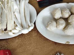 -濠轩阁特色生蚝火锅(水湾路店)
