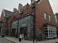 -钟书阁(松江泰晤士小镇店)