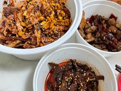 -鑫记婆婆兔·成都特产·兔头手撕兔(太古里店)