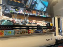 -Be Lived Cafe比例咖啡(摩天轮店)