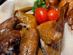秘制脆皮乳鸽-避风塘·老港味餐厅(虹口龙之梦店)