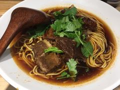 招牌红烧半筋牛肉面-厝内小眷村(天河南一路店)