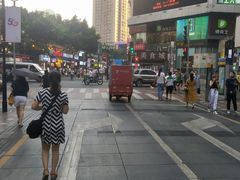 -八一好吃街·高品美食广场