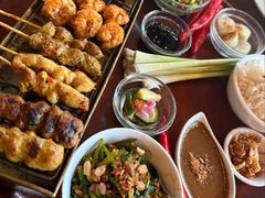 -DiAtas by Art Cafe Bumbu Bali