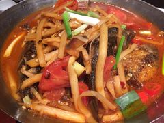 锅仔酸辣禾花鱼-金龙寨(解西店)