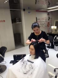 -TONI&GUY