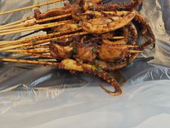 -鱿遍天下·20年夜宵地标大排档(东风路店)