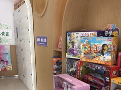 -红黄蓝成长中心(海淀上地店)