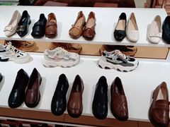 -云柏鞋业(十里堡店)