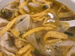 -月亮房·白斩鸡(娄山关路店)