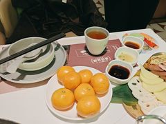 -洪氏嗨捞·广东猪肚鸡·椰子鸡火锅(西咸万象城店)