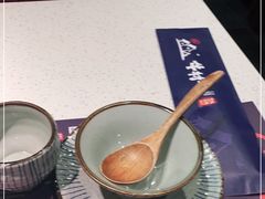 -牛村来人潮汕牛肉火锅(西单店)