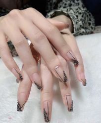 -Halo美甲美睫