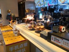 自助取餐区-麦当劳(虹桥南丰城店)