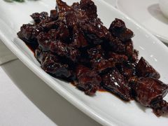 越式牛仔粒-新吉士·上海菜(浦东LCM置汇旭辉店)