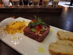 -恰餐厅及酒吧 CHAR Bar & Grill (北京丽都皇冠假日店)