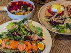 -Common Table · Brunch & Coffee