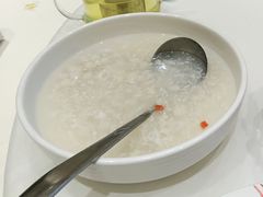 -沪华海鲜大酒楼(南汇店)