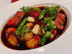 红酒烩牛舌-壳里西餐厅Coquille Seafood Bistro(蒙自路店)