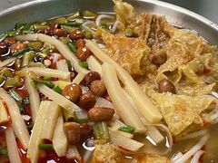 -忆螺巷螺蛳粉(步行街小巷店)