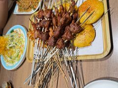 -街角等你.大连海鲜烧烤.经典铁板海鲜串(西安路店)