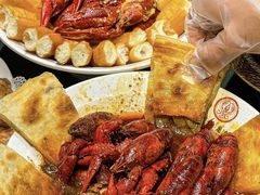 -叶派龙虾•招牌香辣蟹·海鲜(中海国际店)