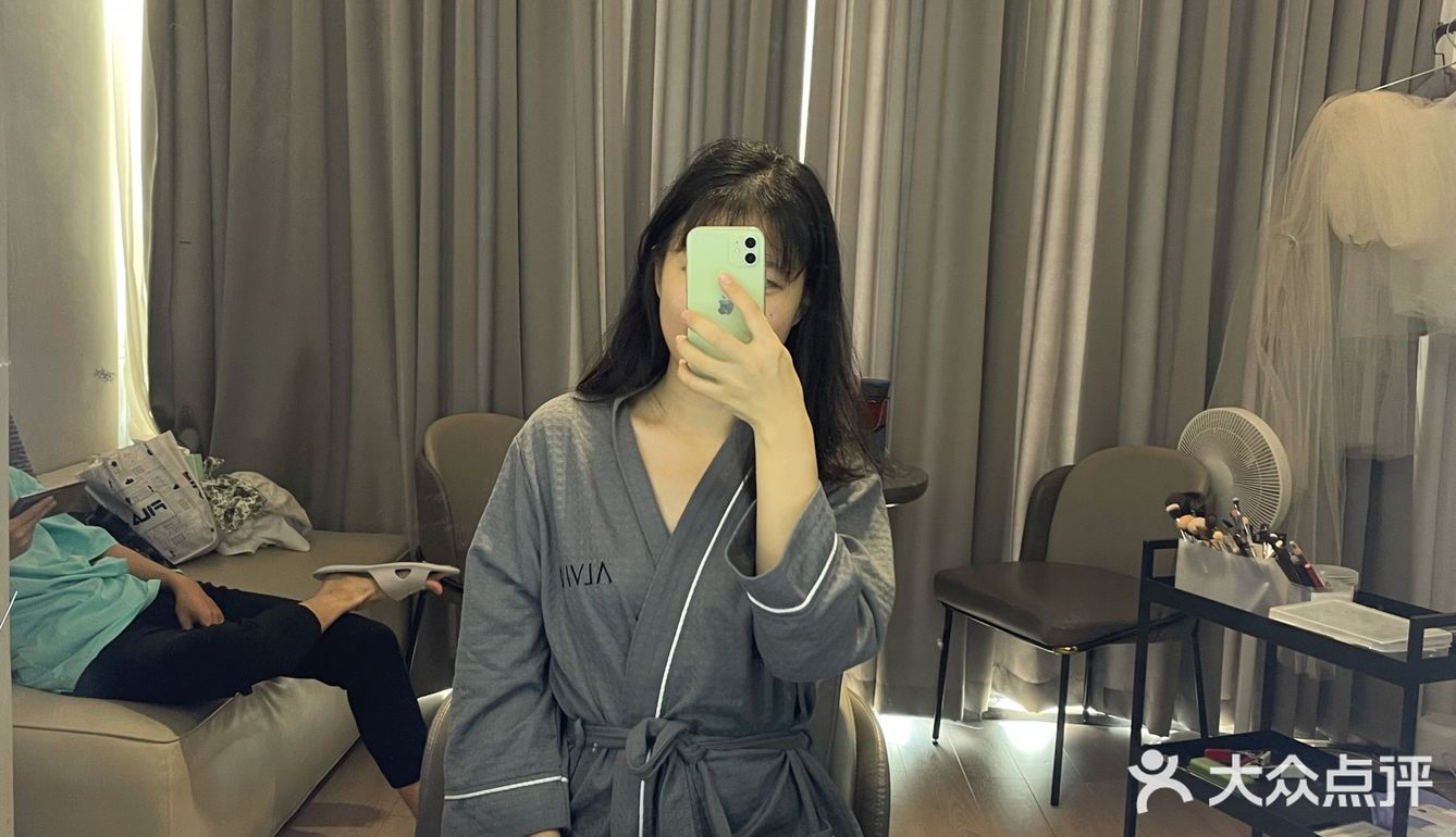 艾尔文婚纱照