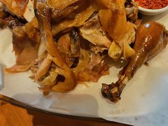 -头上红煨盐鸡·非遗院子餐厅