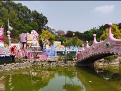 -龙凤山庄影视度假村