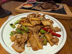 菌菇香猪肉片-敏珠拉姆藏餐·南京厨房(富春江东街店)