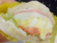 -85度C(生甜甜圈研究工坊·上海松江人民北路店)