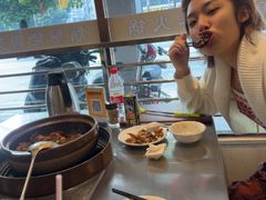 -胡须佬鸡煲四季火锅店(石厦西村直营店)