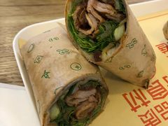 招牌烤鸭卷-特派卷·老北京烤鸭卷(合生汇购物中心店)