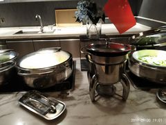 -筠咖啡西餐厅(上海国展宝龙丽筠酒店)