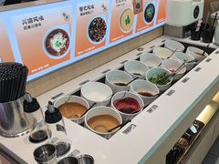 -呷哺呷哺(融创茂店)