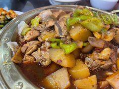 -牛一嘴·兰州牛肉面·大盘鸡(财富中心店)