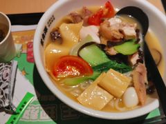 -蒙自源米线大王(东站店)