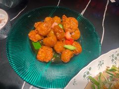 士多啤梨咕噜肉-粤·向群饭店(二沙岛店)