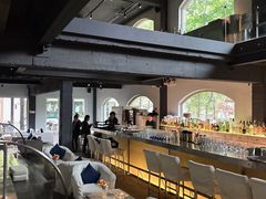 -穹六人间 people 6(岳阳路店)