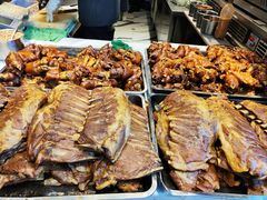 -老周家酱卤猪蹄私房菜(克拉玛依西街店)