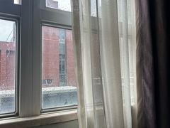 -蓝蔻酒店(深圳东站布吉万象汇店)