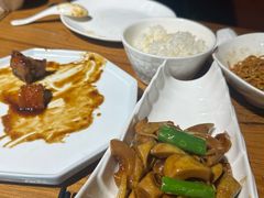 -金枝玉叶上海人家食府(三里河店)