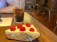 -Pie Bird(新闸路店)