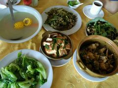 -幽优农庄·森波拉特色本地农家菜