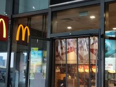 门面-麦当劳(南京南站站外店)