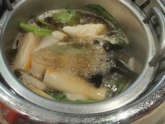 -龍歌自助小火锅(市南金茂湾店)