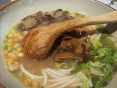 -百春原湖南牛肉粉(百联世纪店)