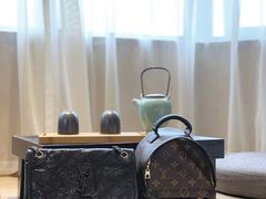 -杭州西湖湖滨银泰亚朵酒店