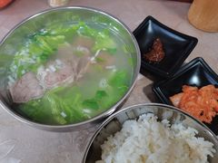 牛肉汤泡饭-吉林延边牛肉汤饭，大冷面