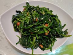 果仁凉拌菠菜-李恩记清真水饺(北电大厦店)